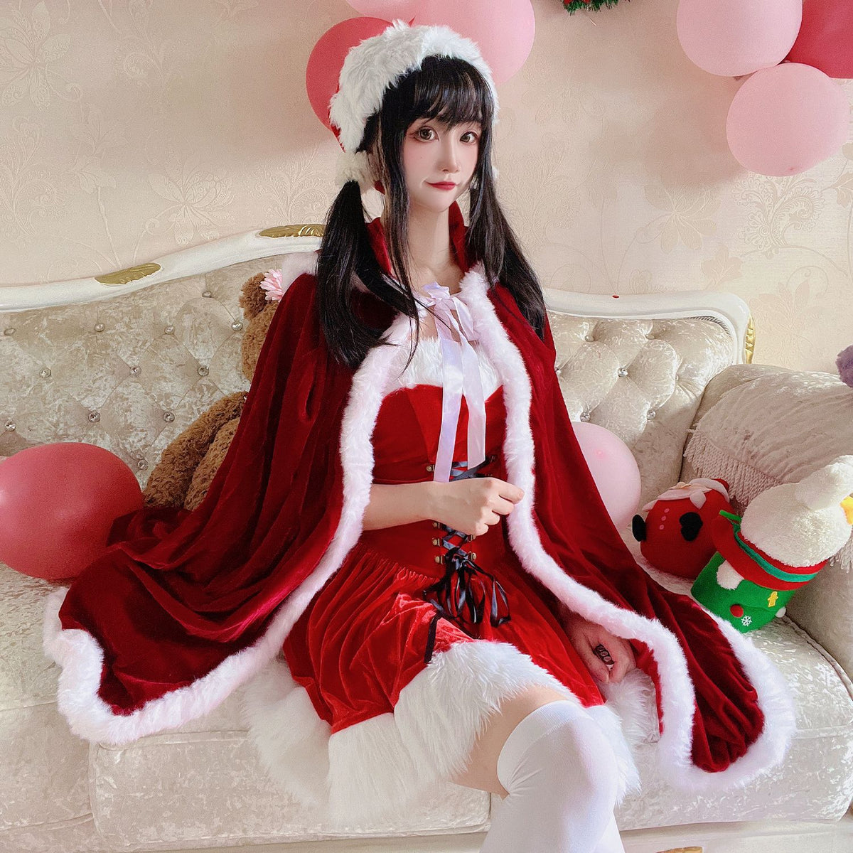 Halloween Sexy Cape Queen Cloak Christmas Costume Red Large Robe Christmas Bunny Costume