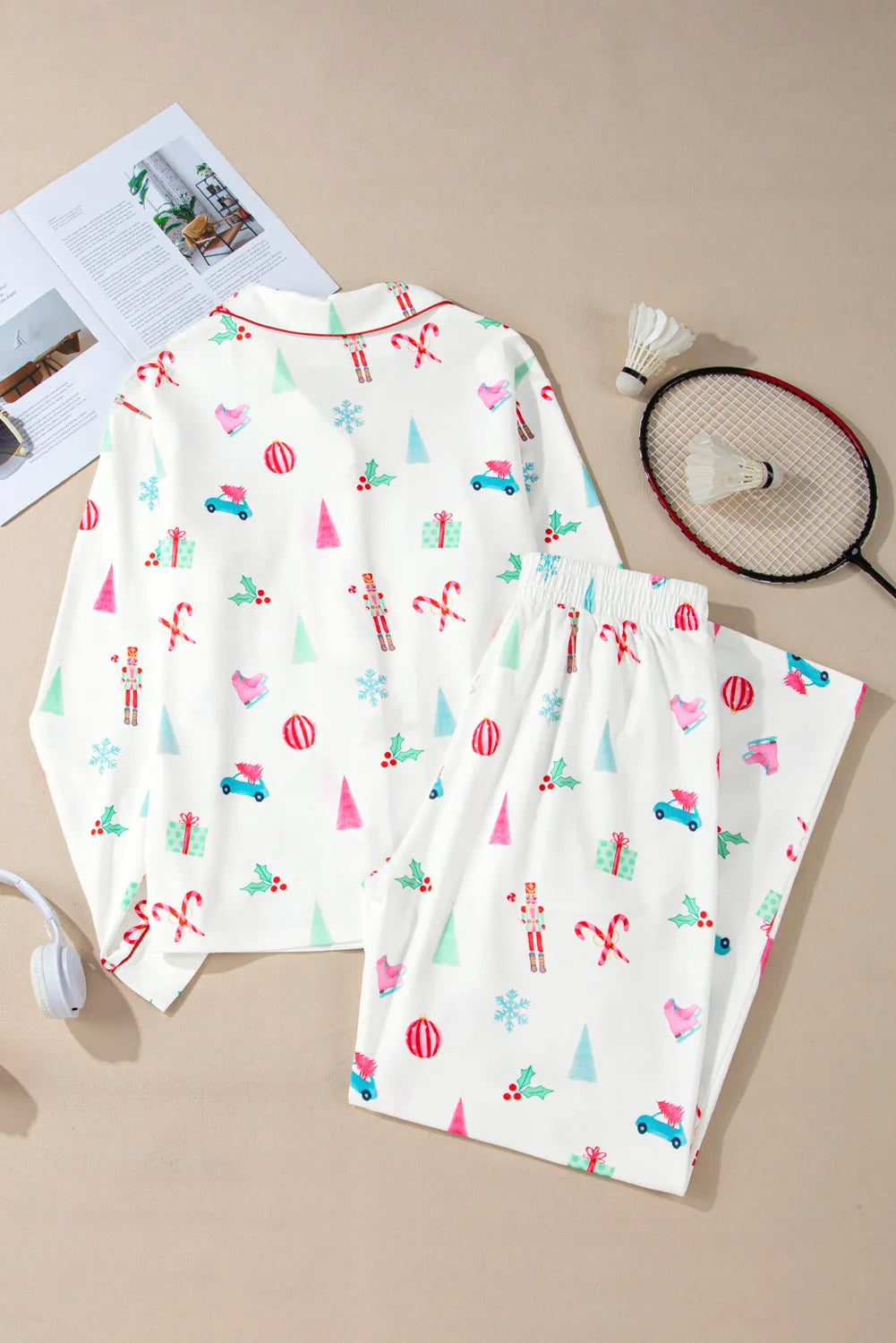 Long sleeved top and long pants two-piece set for women fashionable Christmas printed pajamas set for women