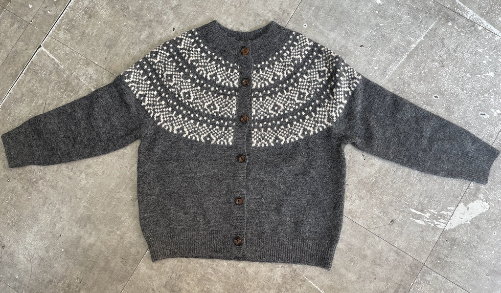Round neck button Christmas sweater