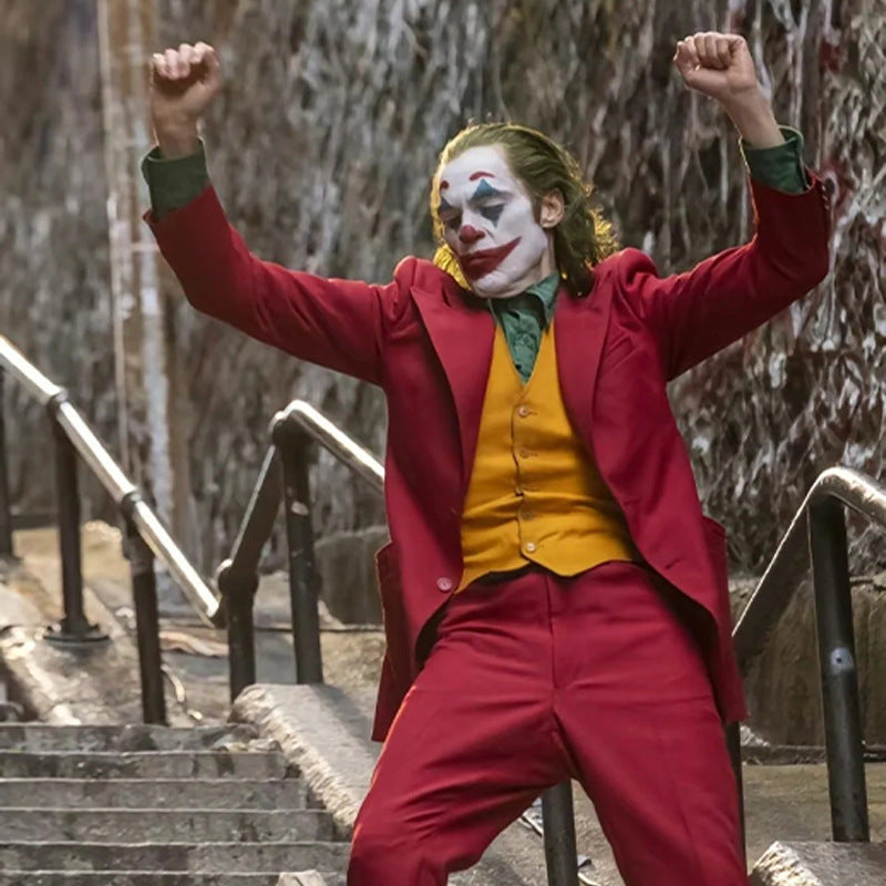 Red Suit for Adults, costume photo 2
