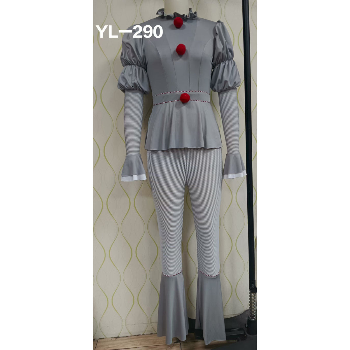 Horror Clown Costume for Women, costume photo