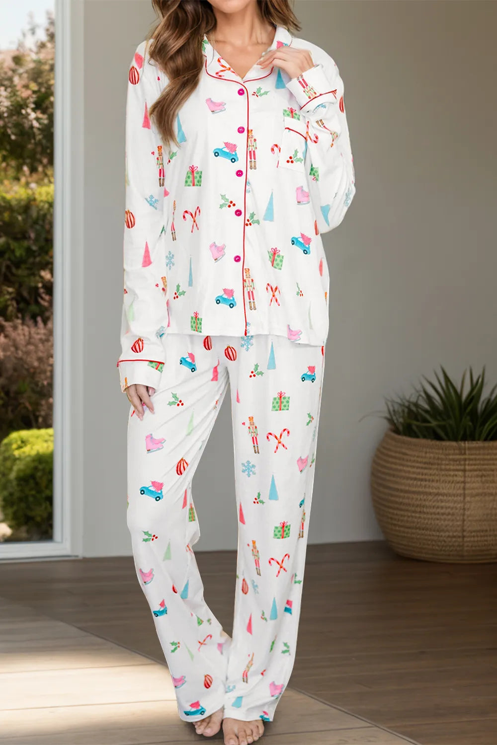 Long sleeved top and long pants two-piece set for women fashionable Christmas printed pajamas set for women