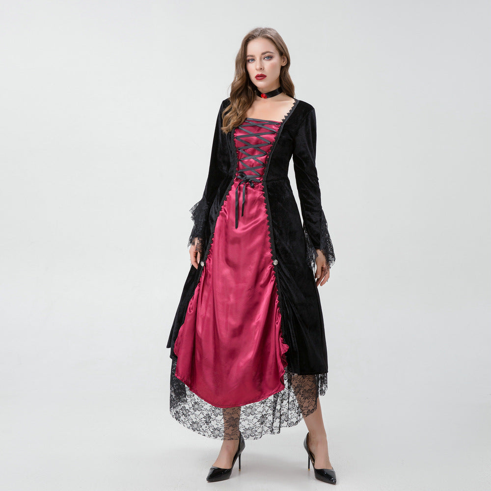 Gothic Vampire Queen Costume for Women, costume photo 3